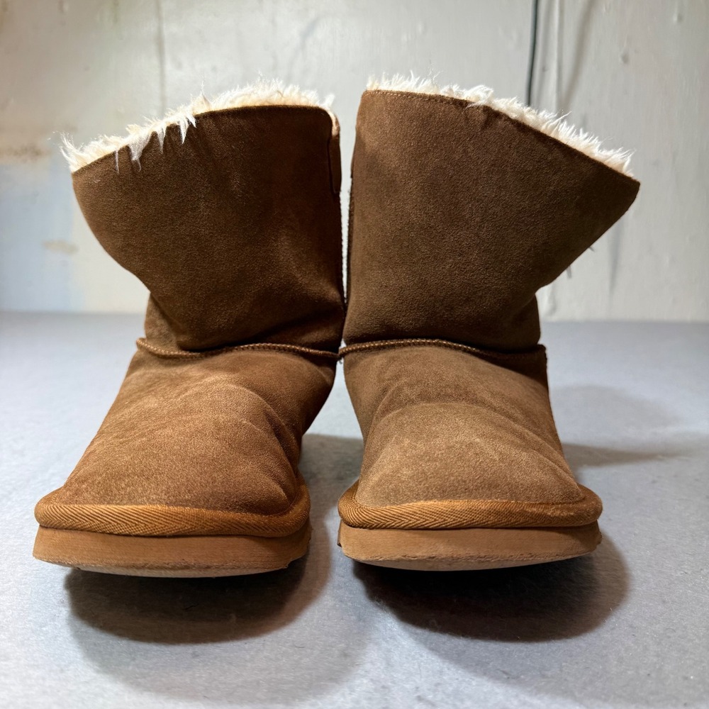 Time and Tru‎ Women's Brown Faux Suede Sherpa Lined Winter Boots Size 9